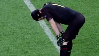 Правила пробития пенальти в футболе предложили изменить после инцидента в игре АПЛ