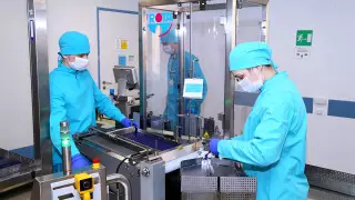 Когда и кого будут прививать российской вакциной "Спутник V" в Казахстане