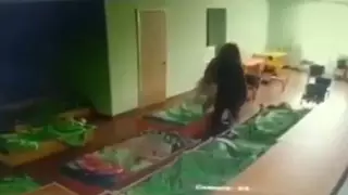 Воспитательниц уволили после видео из детсада Щучинска