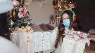 "Не приглашать друзей и родственников". Минздрав обратился к казахстанцам