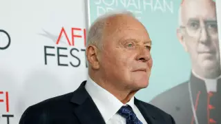 Энтони Хопкинс отметил 45-летний юбилей отказа от алкоголя