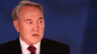 Назарбаев уволил вице-министров обороны