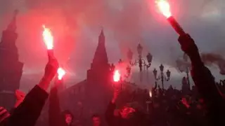 Футбольные фанаты избили троих кавказцев в центре Москвы