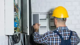 Несколько районов Алматы остались без электричества