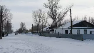 11 километров за водой вынуждены ходить жители села в Карагандинской области