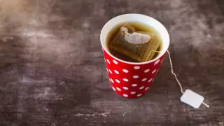 Популярная добавка к чаю оказалась способна убивать раковые клетки