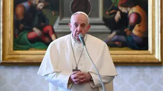 Папе римскому сделали прививку от коронавируса - СМИ