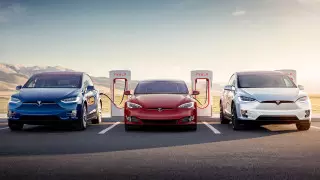 От Tesla требуют отозвать 158 тысяч авто из-за неисправности сенсора