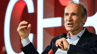 Создатель Интернета объявил о планах революции в киберпространстве