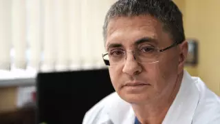 Доктор Мясников назвал роковую ошибку при лечении COVID-19 дома