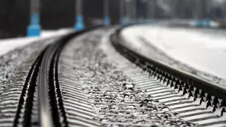 Мужчина попал под поезд: Ему оторвало голову