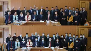 "Задержали дыхание": на фото депутатов без масок ответили в маслихате Семея