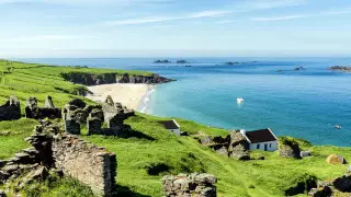 "42 тысячи соискателей". Вакансия мечты снова открылась на уединенном острове в Ирландии