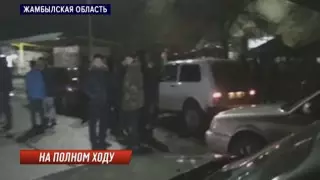 "Пытался сбежать". Полицейский насмерть сбил женщину в Шу