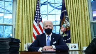 Второе имя президента США удивило пользователей Сети