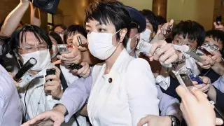 Жену японского экс-министра отправили в тюрьму