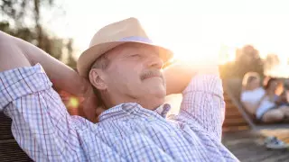 Дневной сон сохраняет молодость мозга - ученые