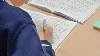 "Как живут многодетные": задание из учебника озадачило Казнет