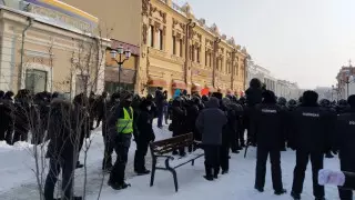 На Дальнем Востоке и в Сибири начались акции в поддержку Навального
