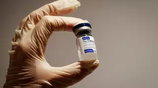 Переболевшим коронавирусом дали советы по вакцинации "Спутником V"