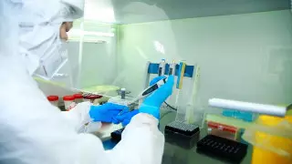 Модульную ПЦР подарила Семею компания "Медико-Инновационные Технологии"