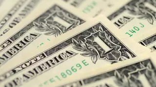 Назван официальный курс доллара на 9 февраля