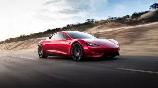 Илон Маск анонсировал парящую по воздуху Tesla