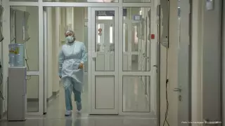 52-летнему кызылкогинцу зашили пораненное болгаркой лицо