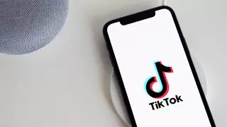 TikTok обвинили в нарушении прав пользователей