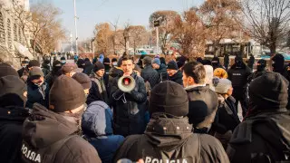 Желающие митинговать обязаны придерживаться закона - Токаев