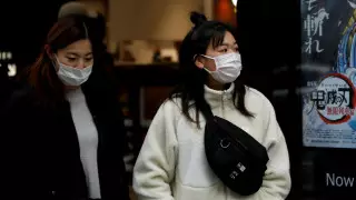 Правящая партия Японии назвала условия присутствия женщин на заседаниях