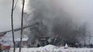 Крупный пожар в жилом доме Петропавловска: есть погибшие