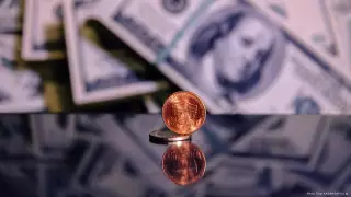 Назван официальный курс доллара на 24 февраля