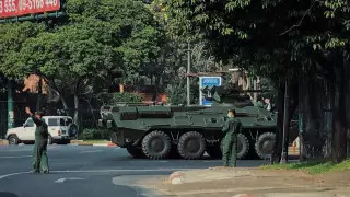 Facebook и Instagram заблокировали аккаунты, связанные с военными Мьянмы