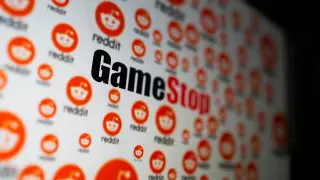 Акции GameStop выросли на 100 процентов за сутки: пользователи Reddit ликуют