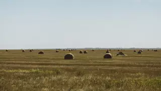 За 12 тысяч тенге продали участок земли в Атырау