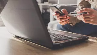 Соцсети и отделы кадров. Где мошенники берут данные казахстанцев