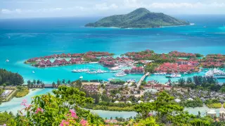 Сейшельские острова откроются для иностранных туристов с 25 марта