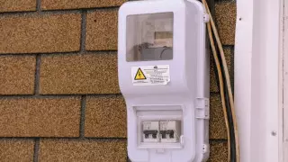 Планы повышения тарифов на электроэнергию объяснили в Минэнерго