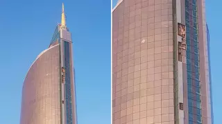 Облицовка отвалилась с "Зажигалки" в Нур-Султане