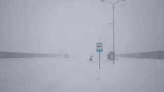 Нур-Султан снова накрыла метель