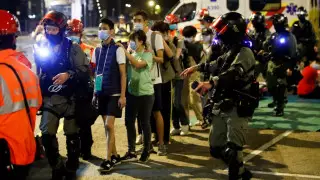 Укусивший полицейского участник протестов получил 5 лет тюрьмы