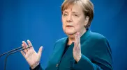 Меркель допустила закупку вакцины "Спутник V" в обход Евросоюза