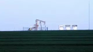 Нефть начала дешеветь на фоне опасений третьей волны COVID-19