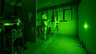 Разработан лазер, способный "видеть" скрытые объекты на расстоянии в километр