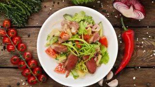 Ресторанная еда повышает риск заболеваний сердца - исследование