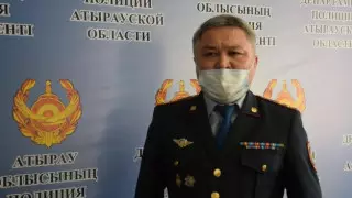 Полицейский, заставлявший личный состав вакцинироваться, записал оправдательное видео