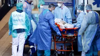 Пандемия в 2021 году не кончится - эпидемиолог