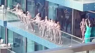 СМИ: Участницей "голой" фотосессии в Дубае оказалась дочь российского олигарха