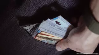 На столичного чиновника завели дело из-за закупа ноутбуков